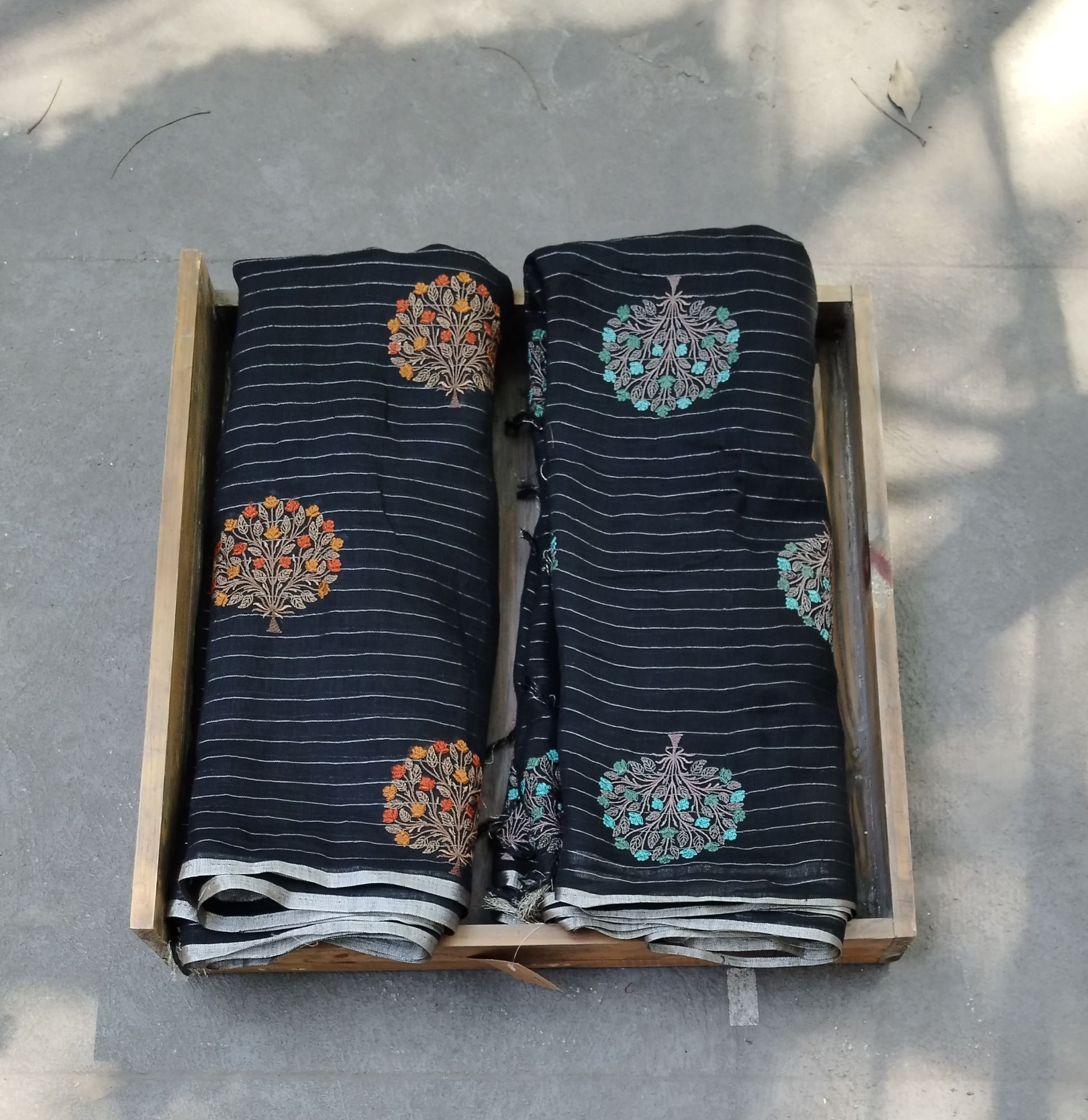 Lenin Embroidery Saree