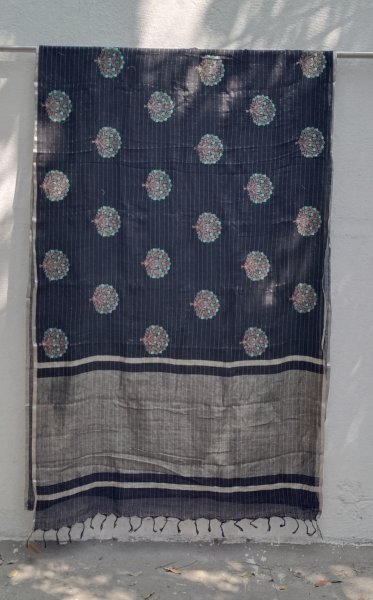 Lenin Embroidery Saree