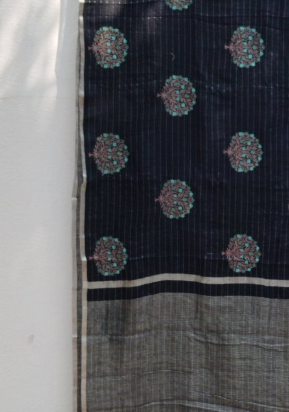 Lenin Embroidery Saree