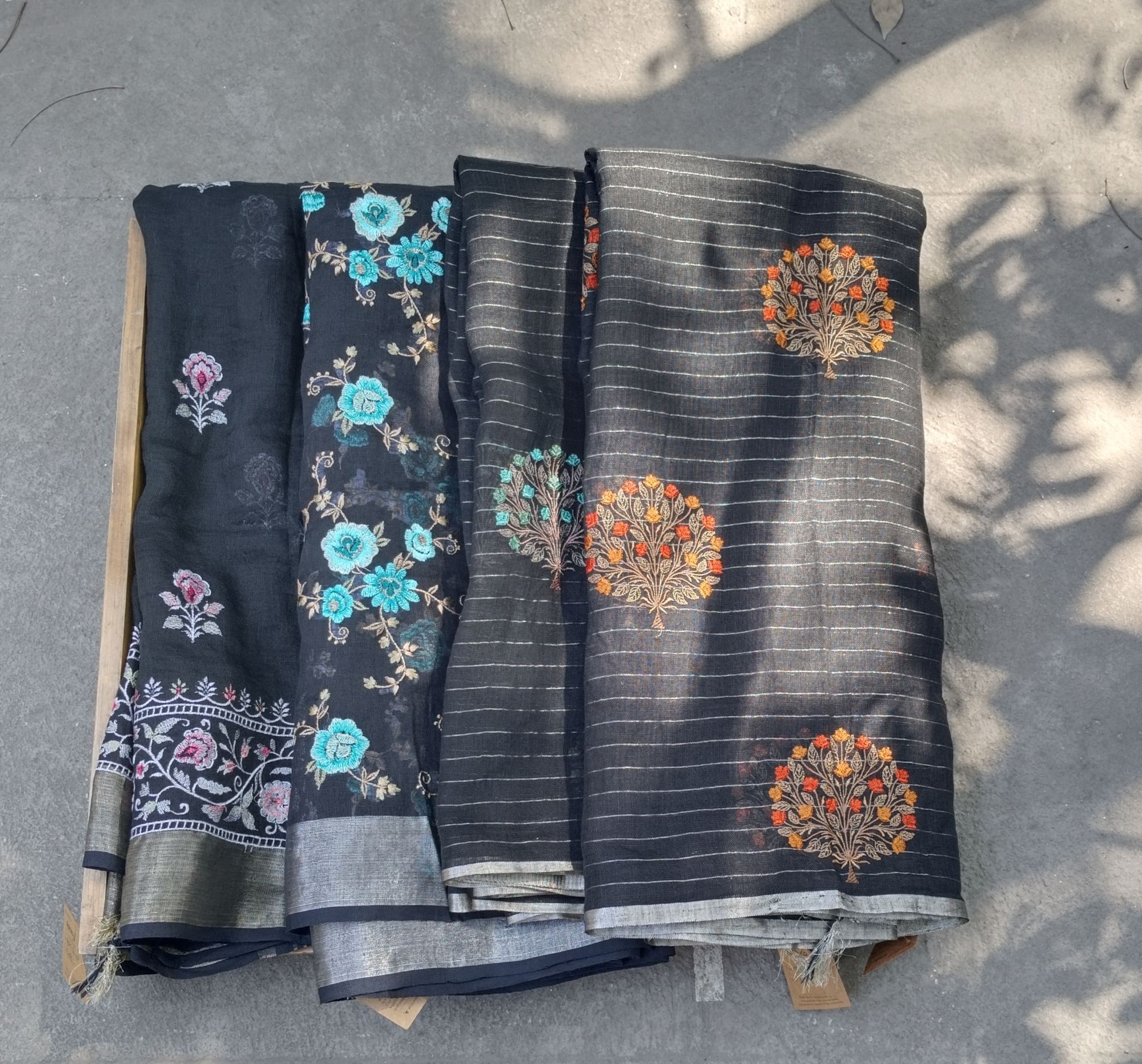 Lenin Embroidery Saree