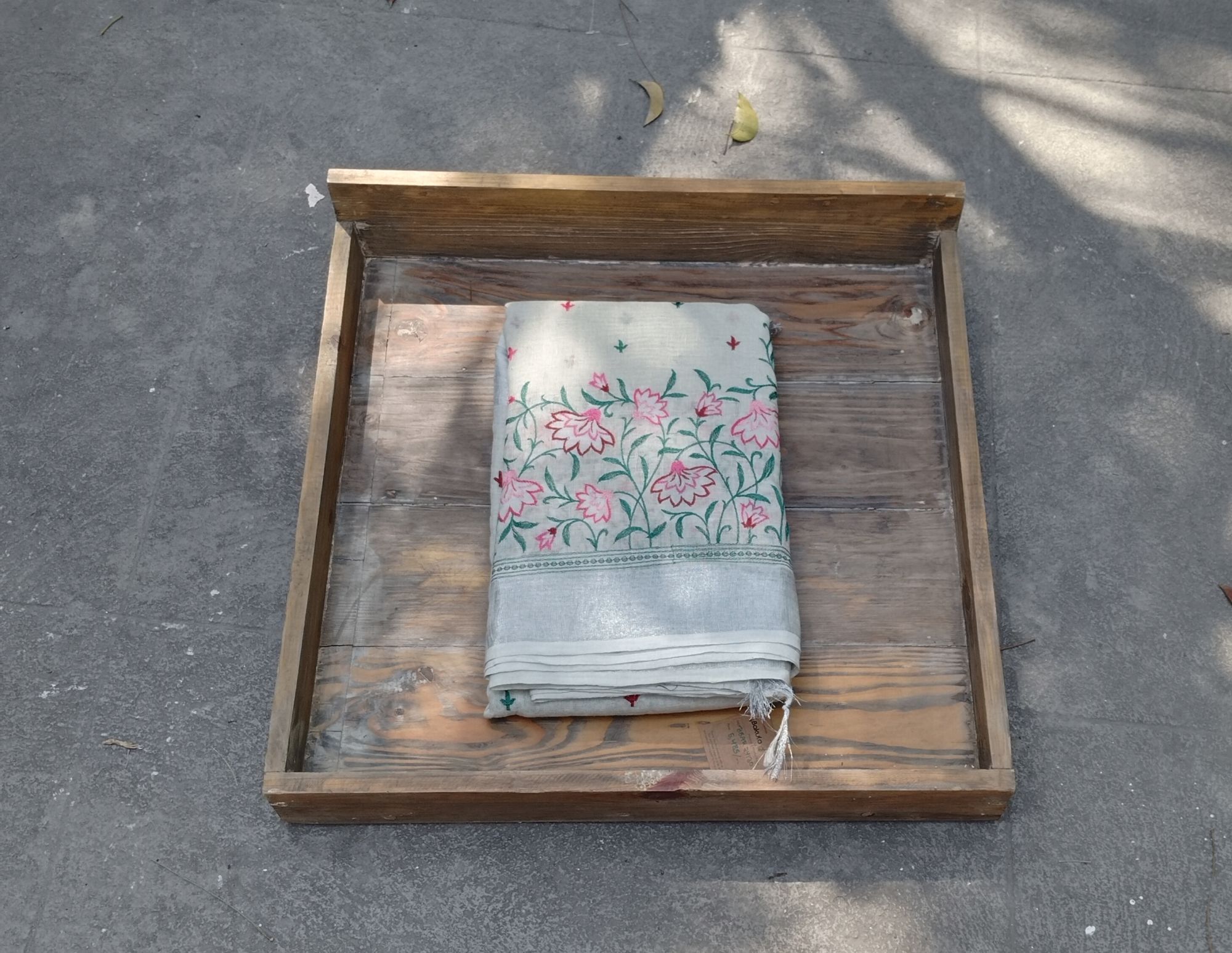 Lenin Embroidery Saree