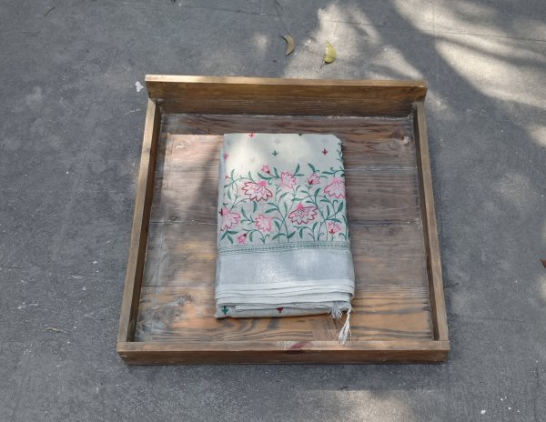 Lenin Embroidery Saree