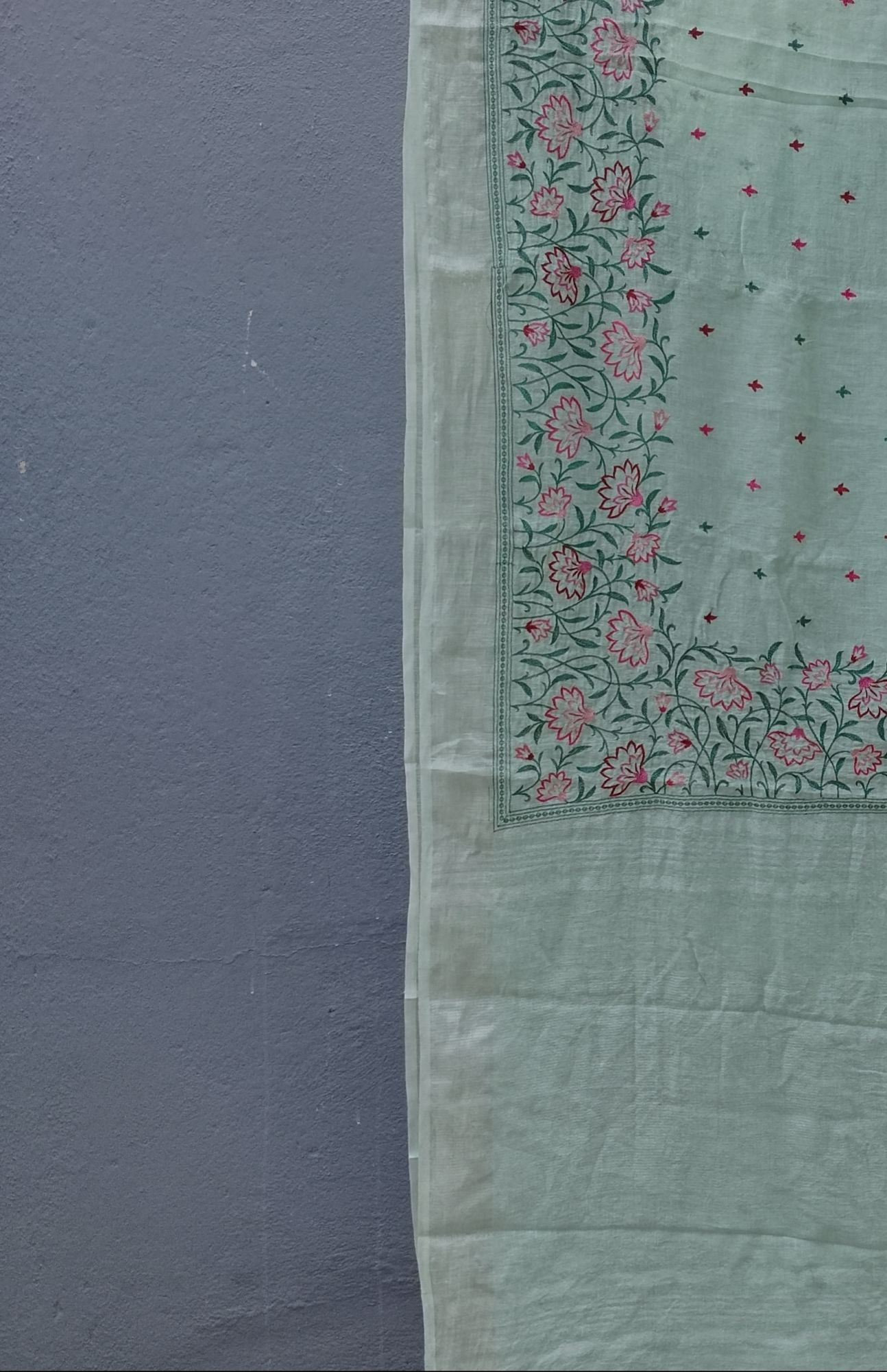 Lenin Embroidery Saree