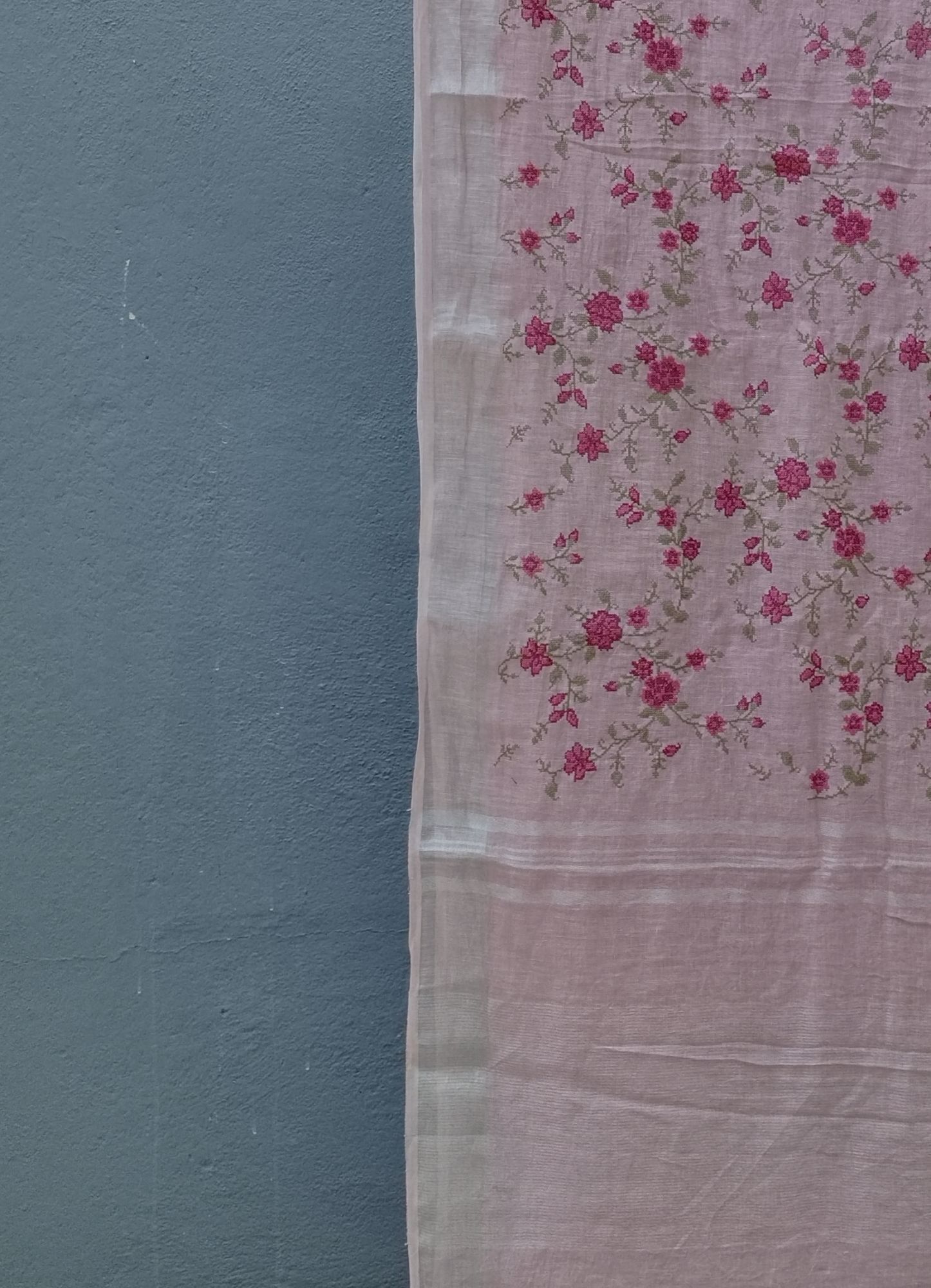 Lenin Embroidery Saree