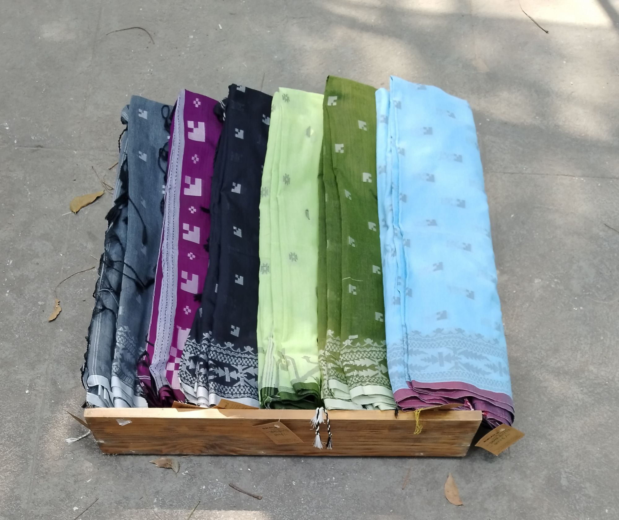 Fulia Cotton Jamdhani Weave Saree