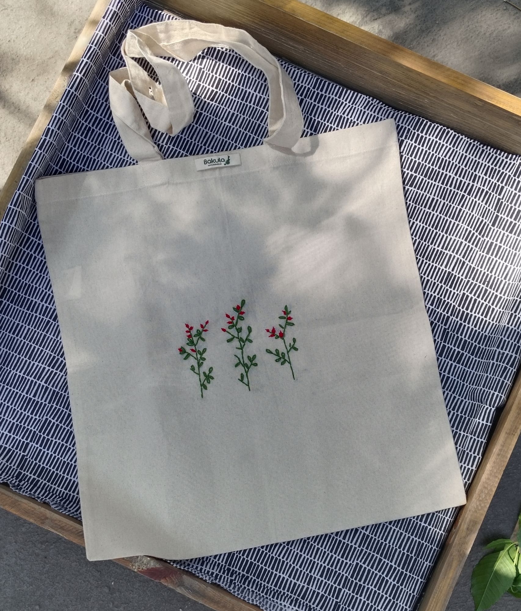 Cotton embroidery tote bag