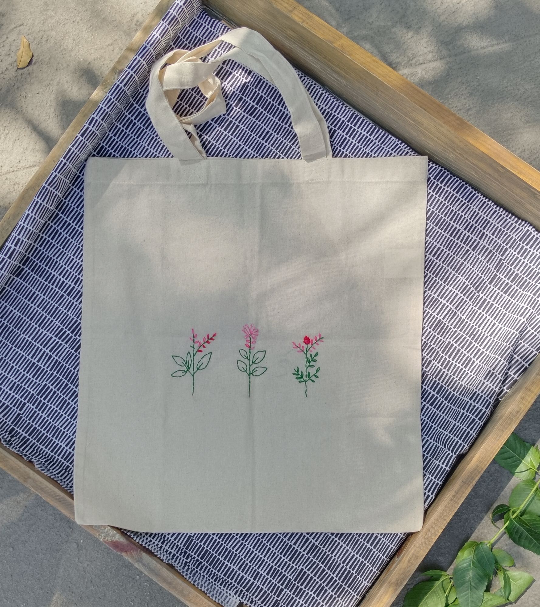 Cotton embroidery tote bag