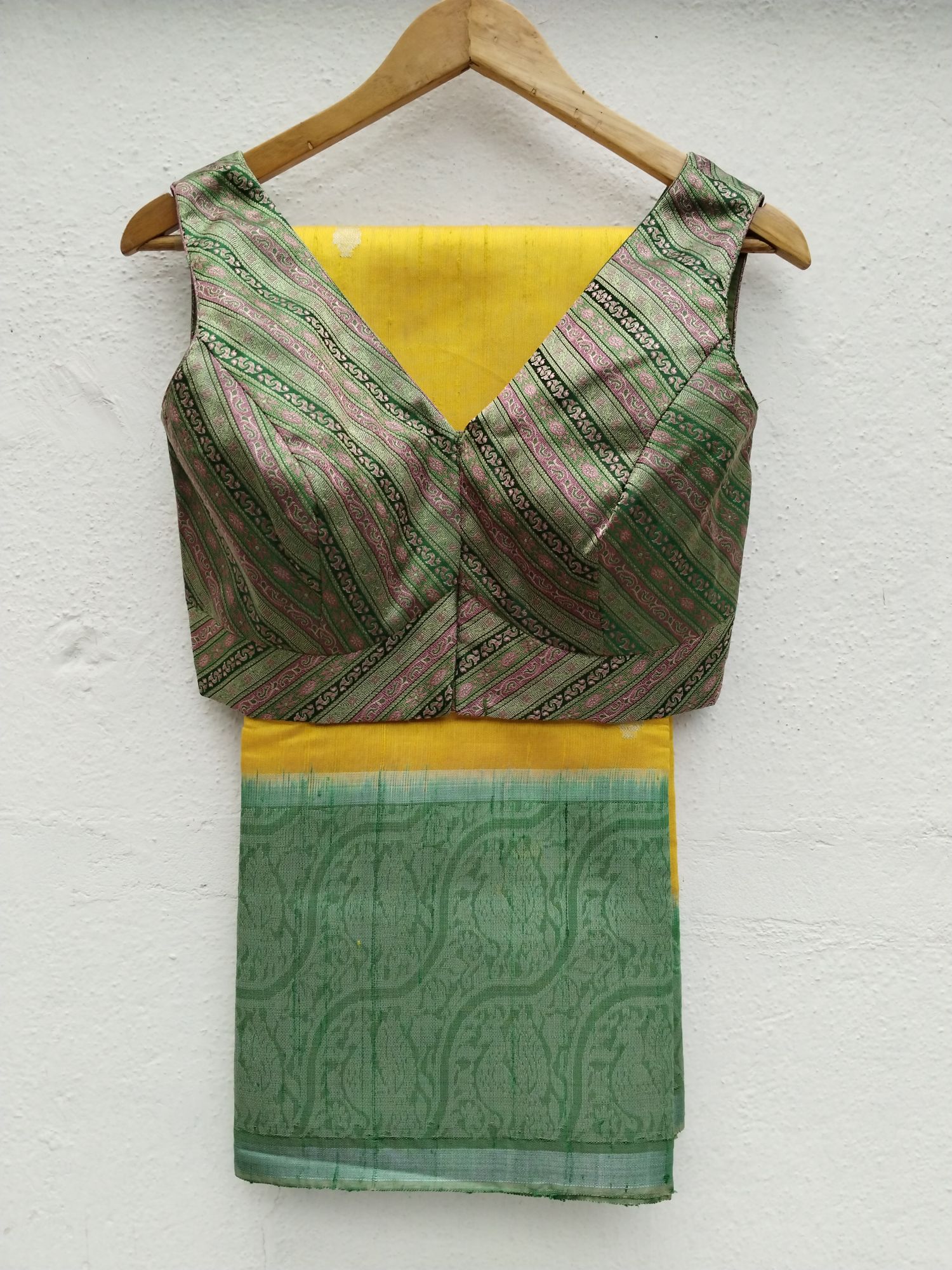 Banarasi Silk Ready Blouse