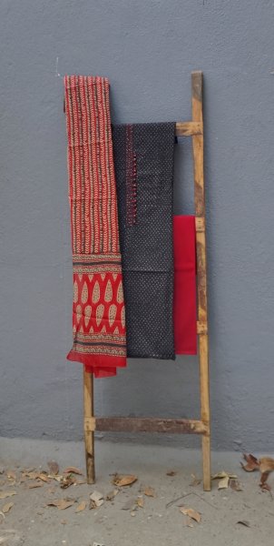 Cotton Unstitched Dress Suit