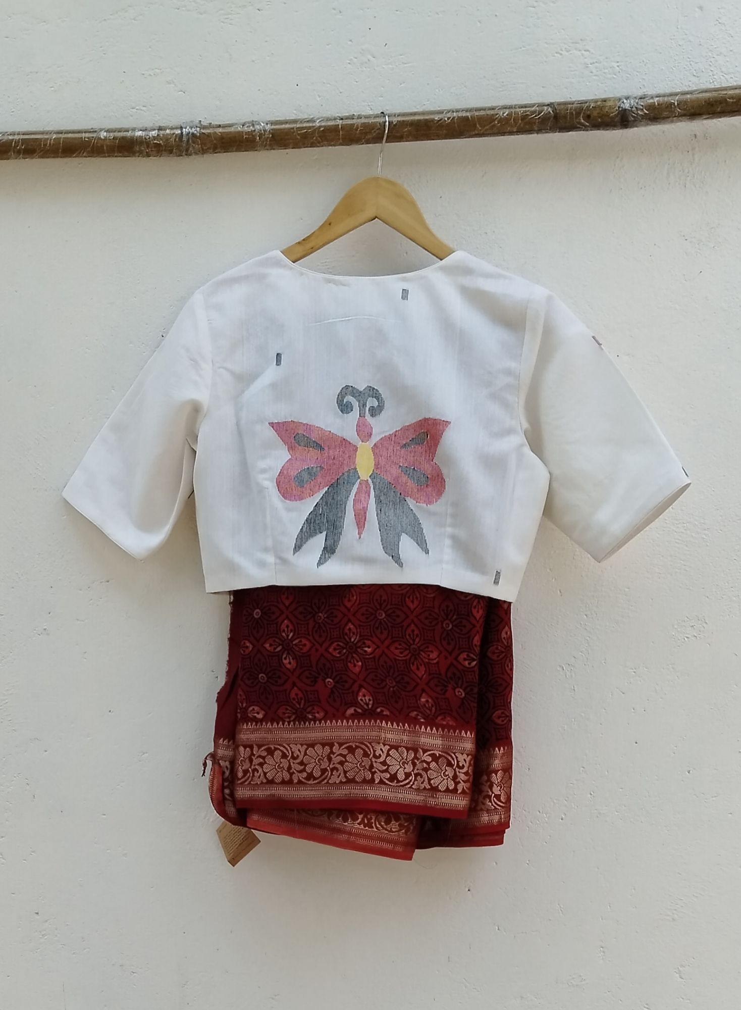 Handwoven Jamdhani Weave Cotton Ready Blouse