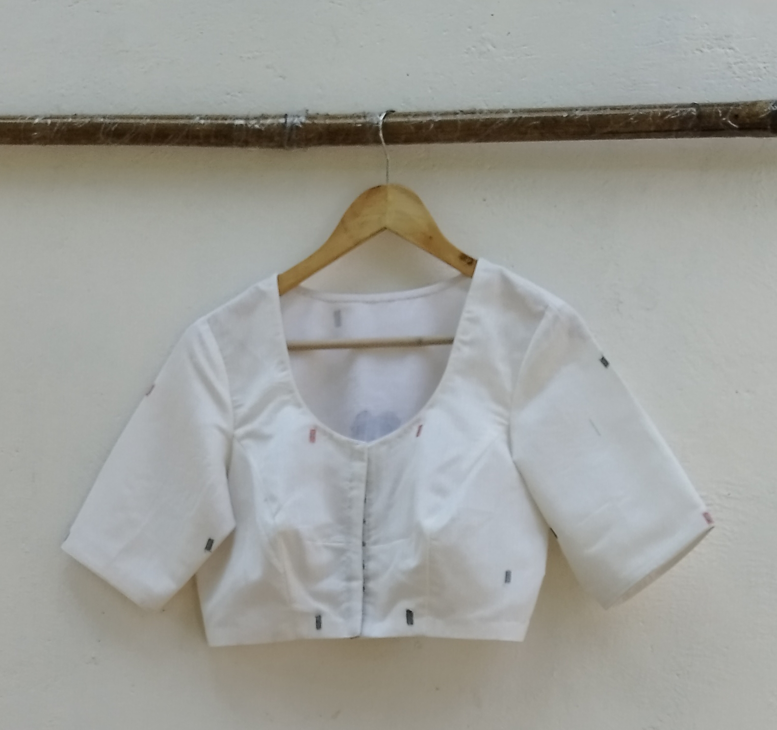 Handwoven Jamdhani Weave Cotton Ready Blouse