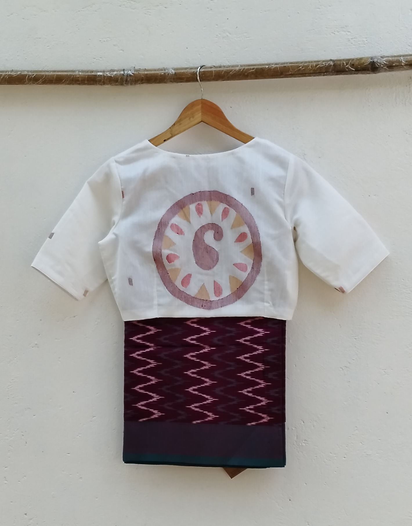 Handwoven Jamdhani Weave Cotton Ready Blouse