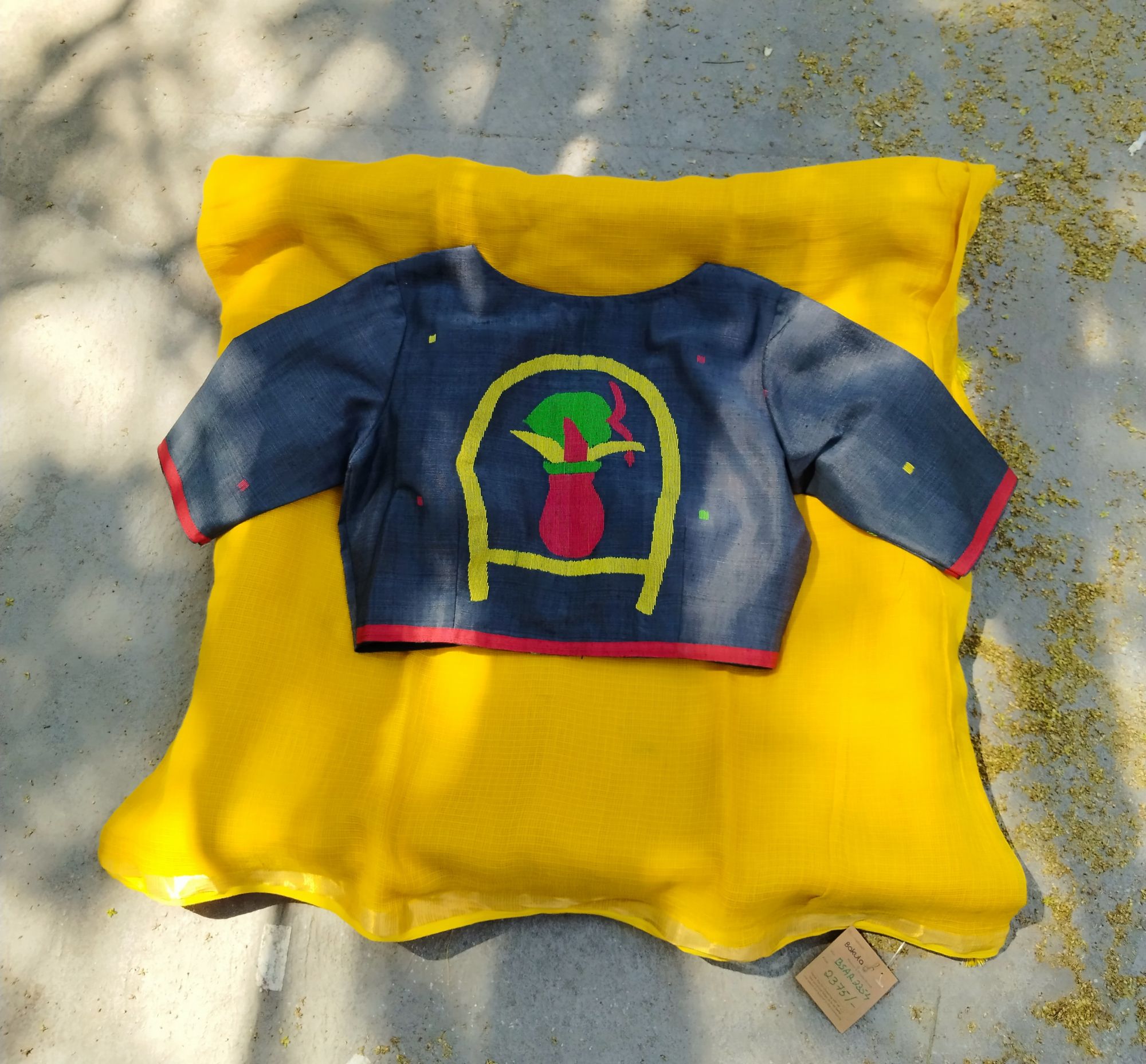 Handwoven Jamdhani Weave Cotton Ready Blouse