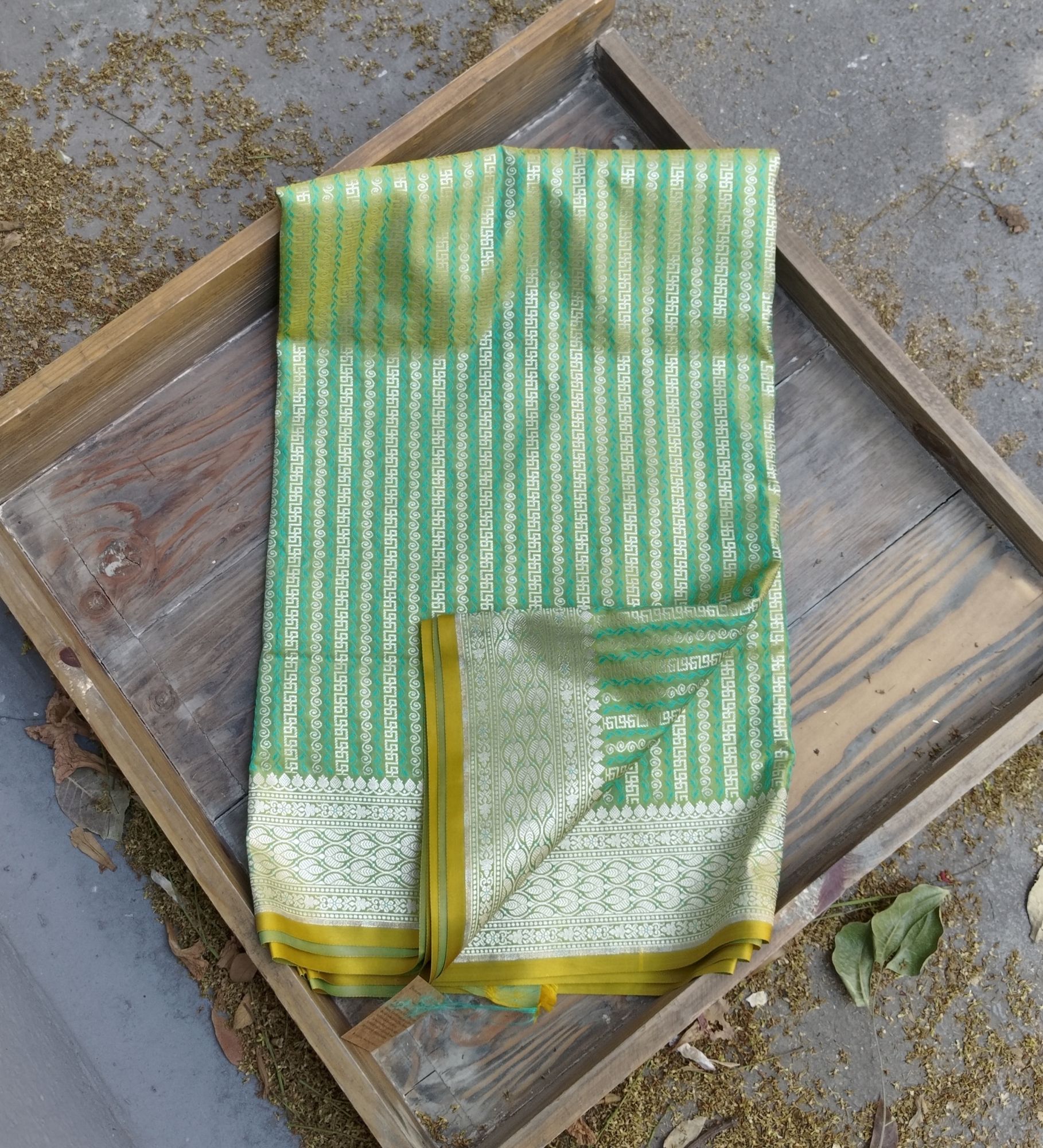 Banarasi Resham Saree