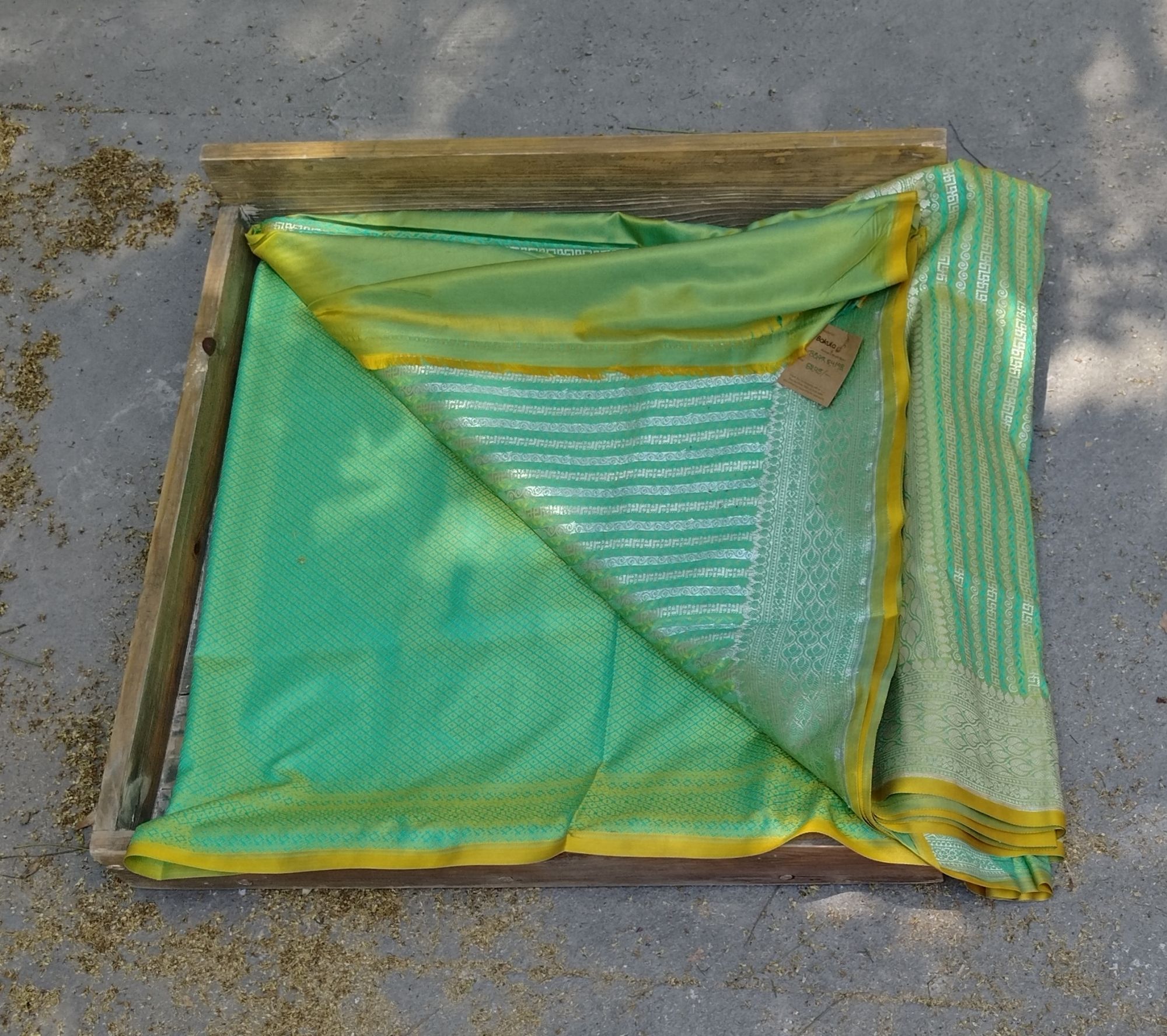 Banarasi Resham Saree