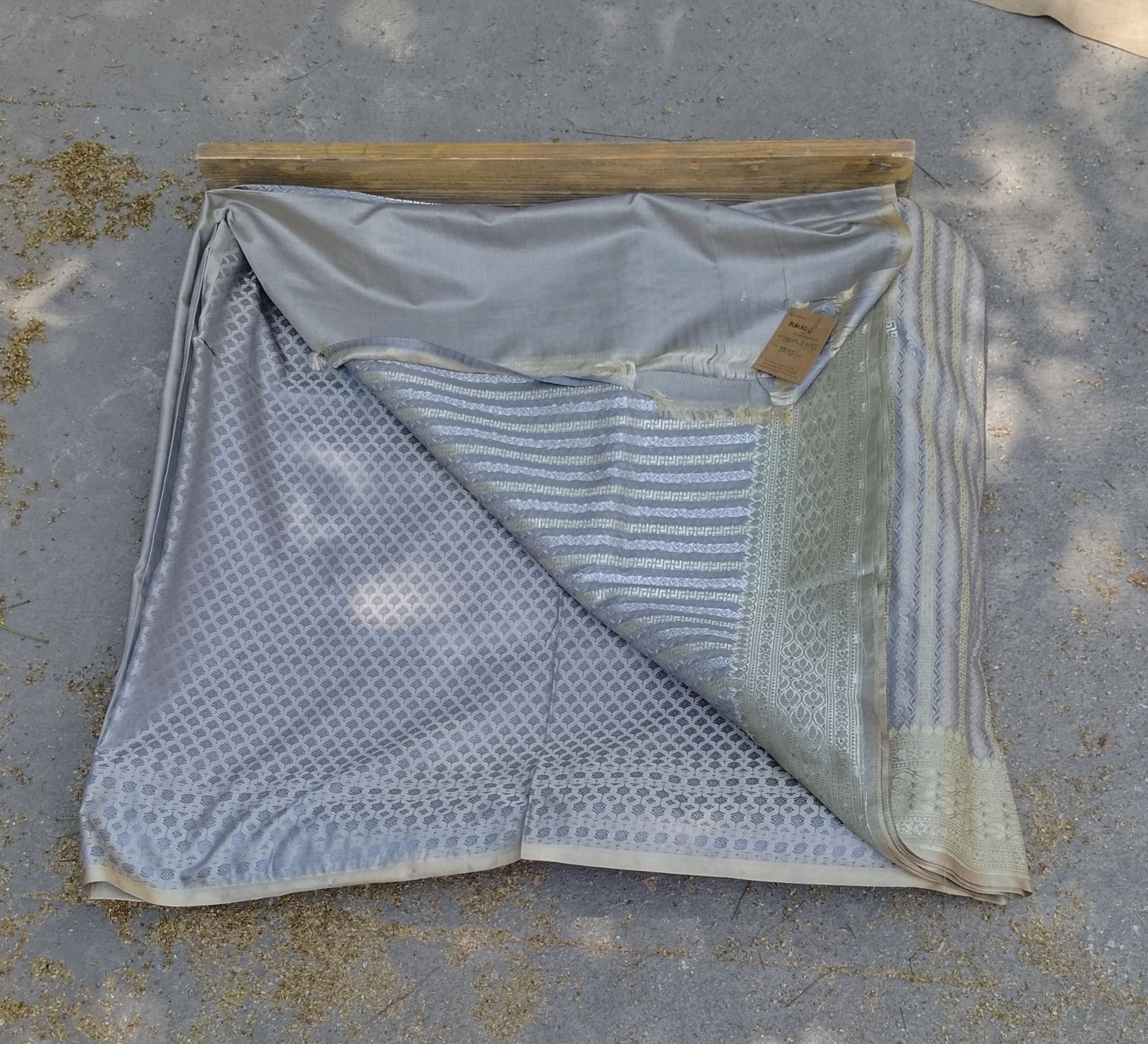 Banarasi Resham Saree