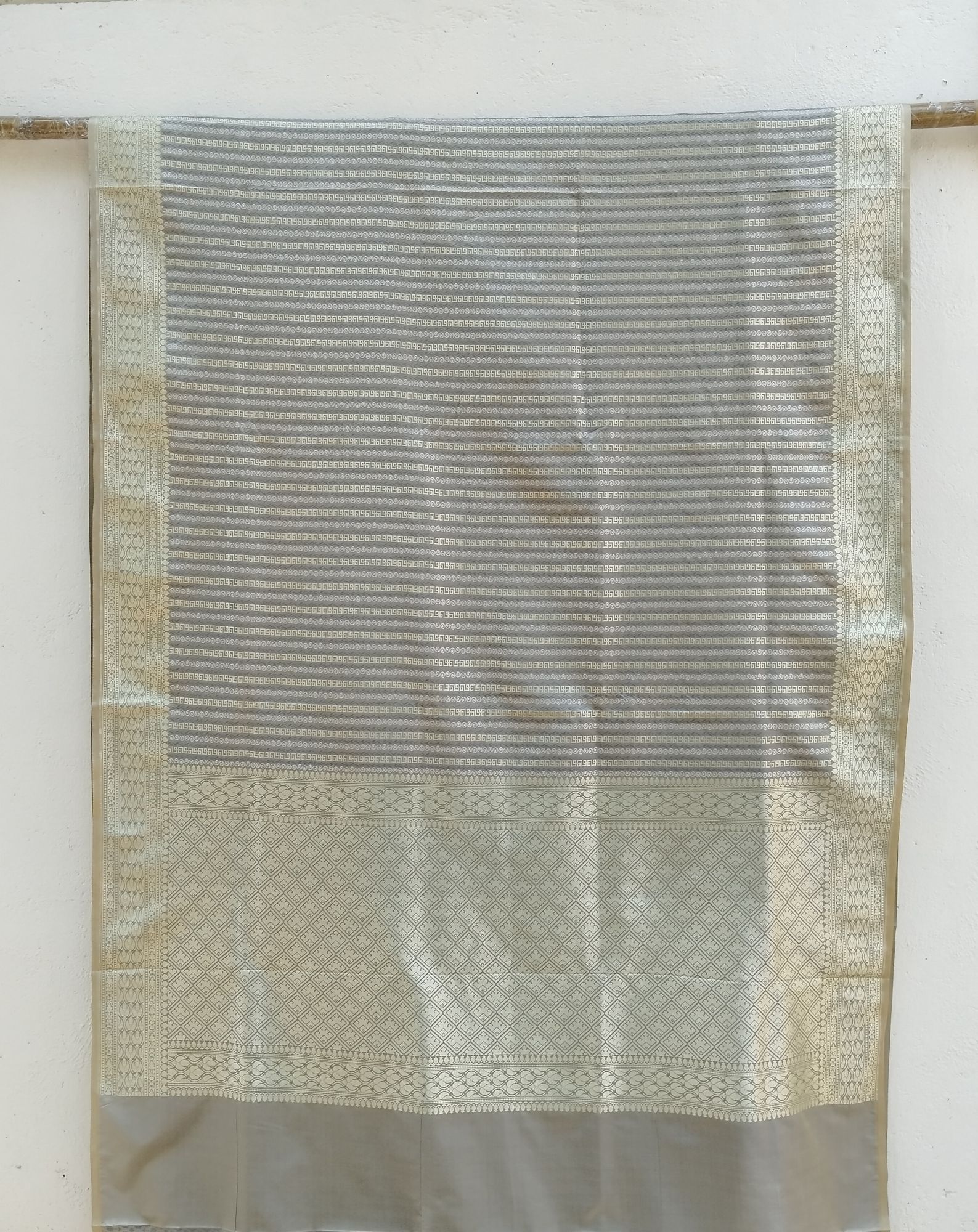 Banarasi Resham Saree