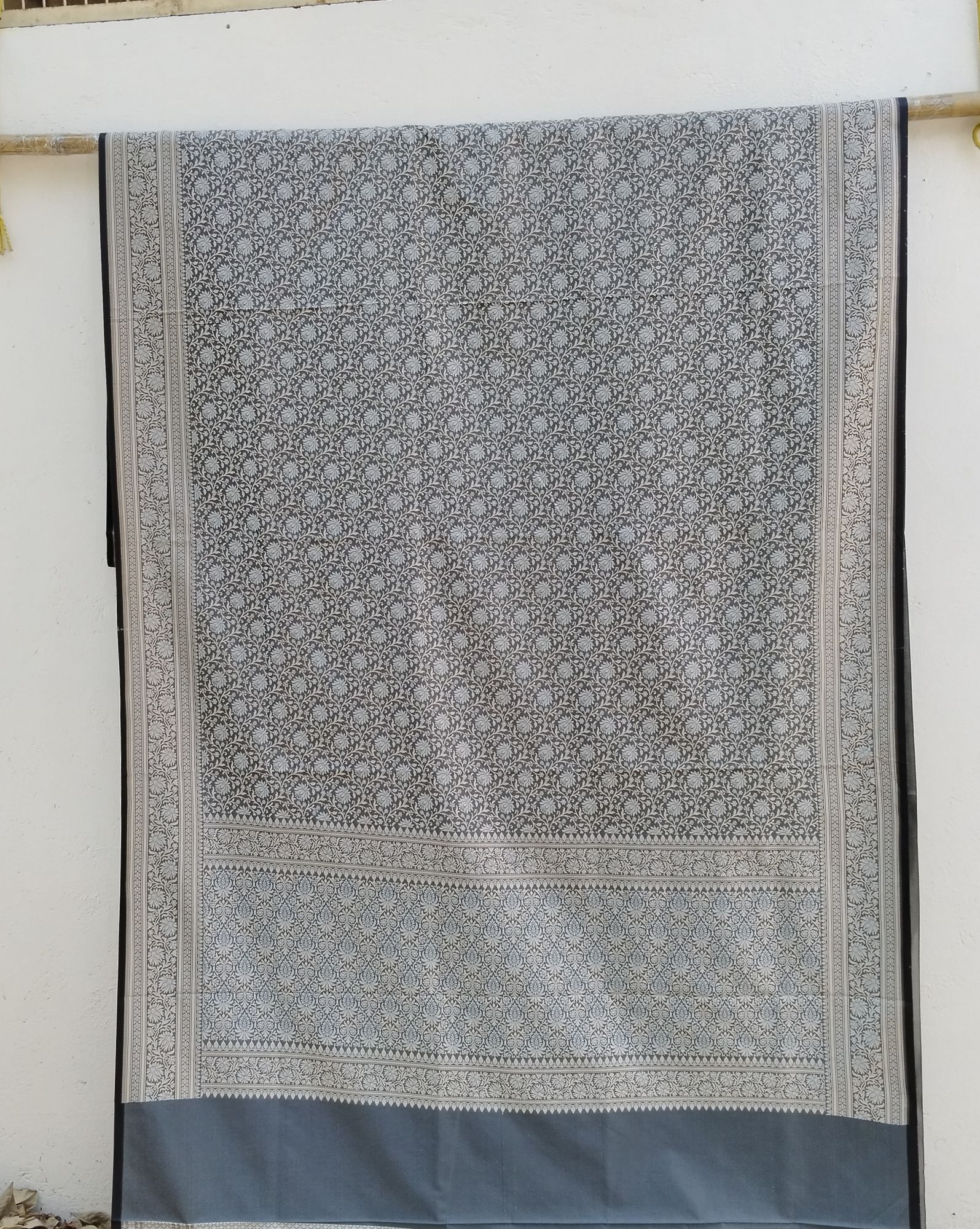 Banarasi Resham Saree