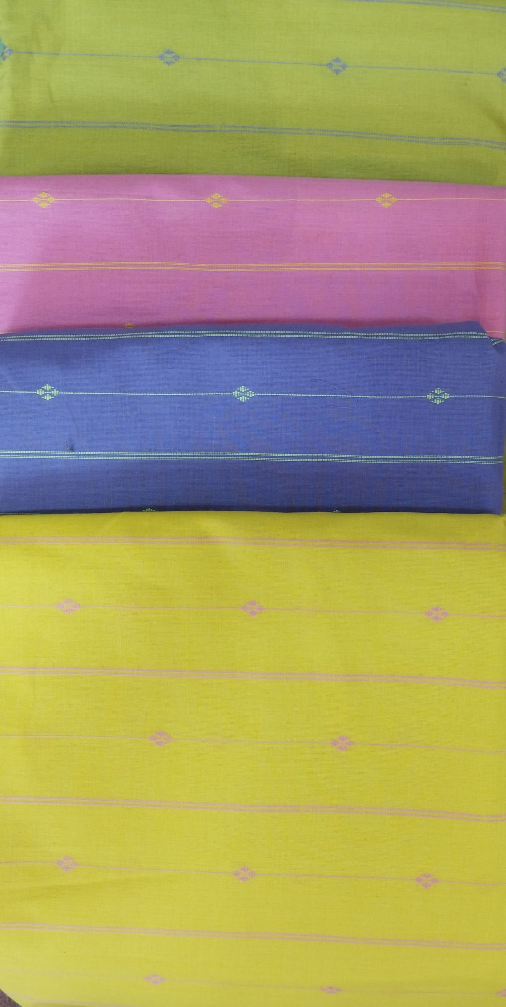 Cotton unstitched fabric