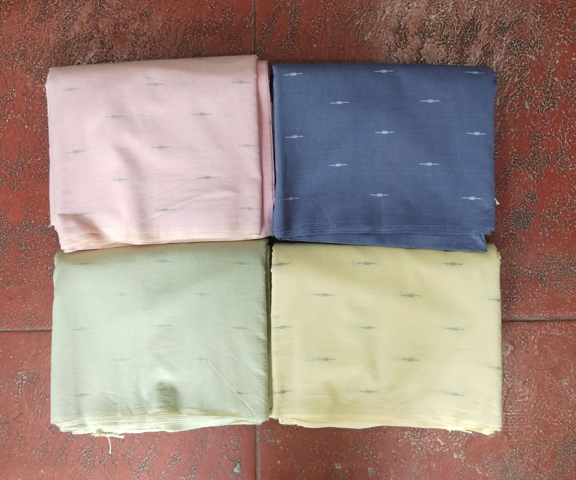 Cotton unstitched fabric