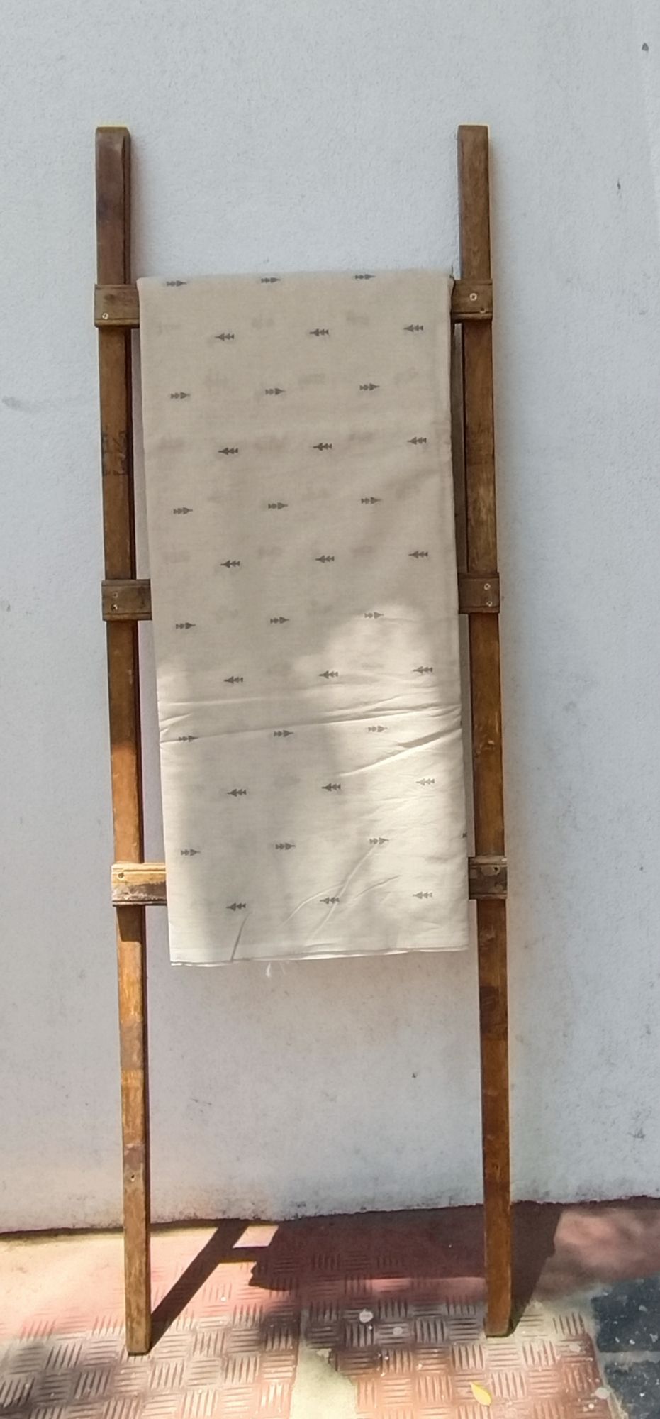 Cotton unstitched fabric