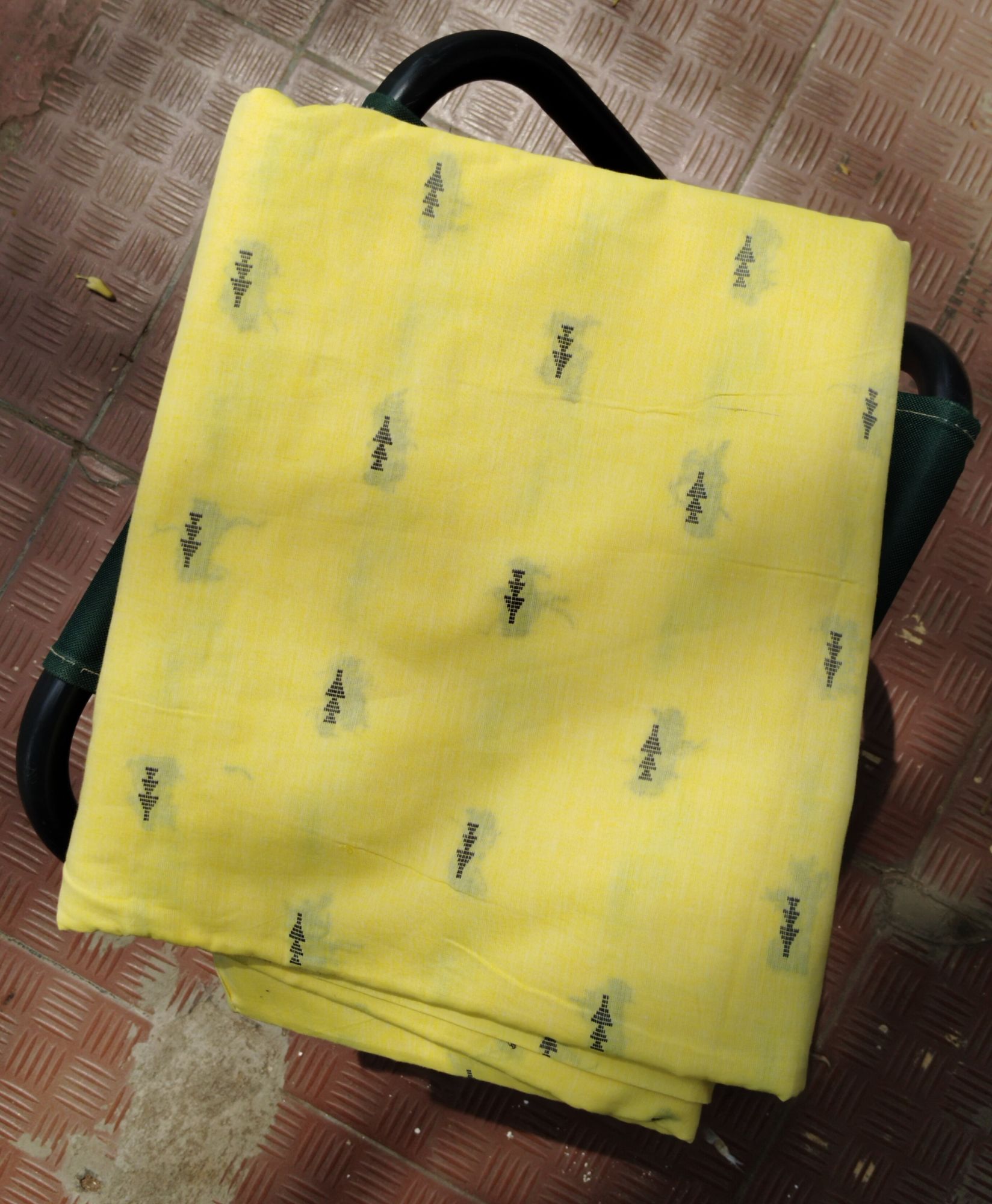 Cotton unstitched fabric