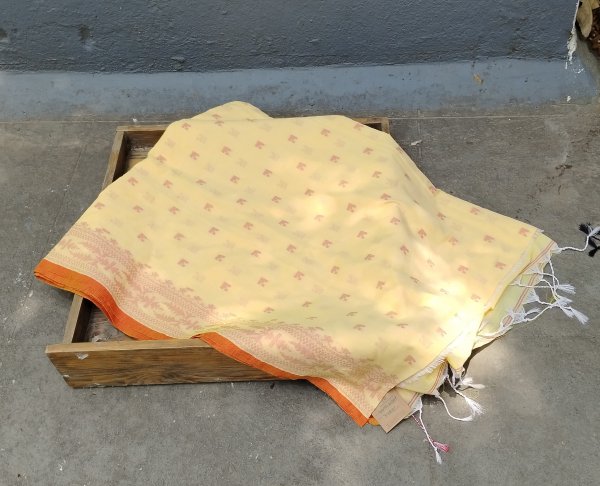 Jhamdani Weave Cotton SareeJhamdani Weave Cotton Saree