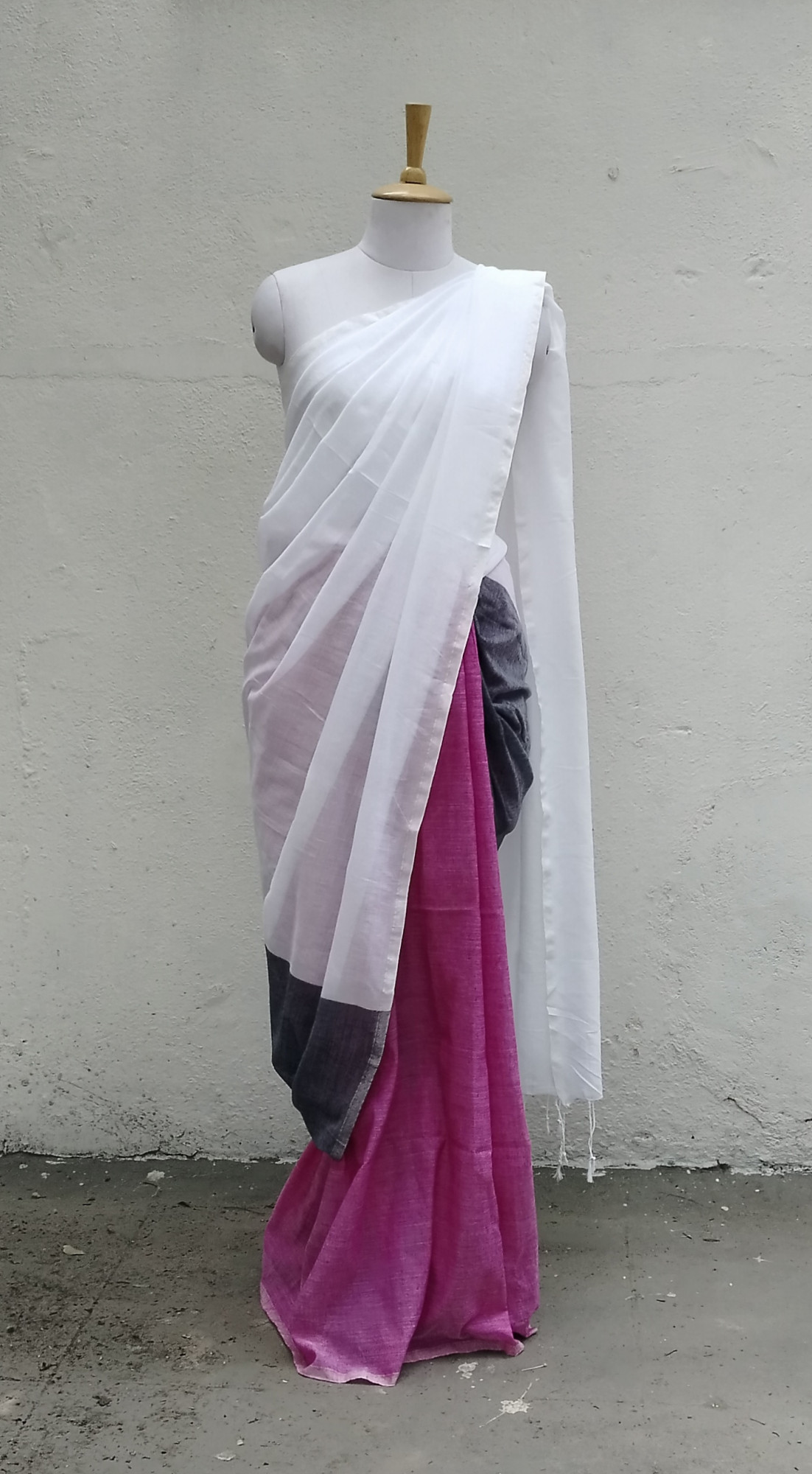 Plain Mul Cotton Saree