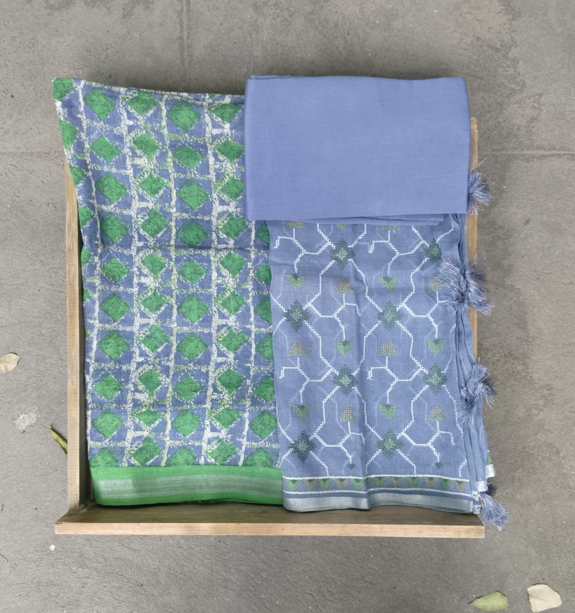 Linen Unstitched Dress Suit