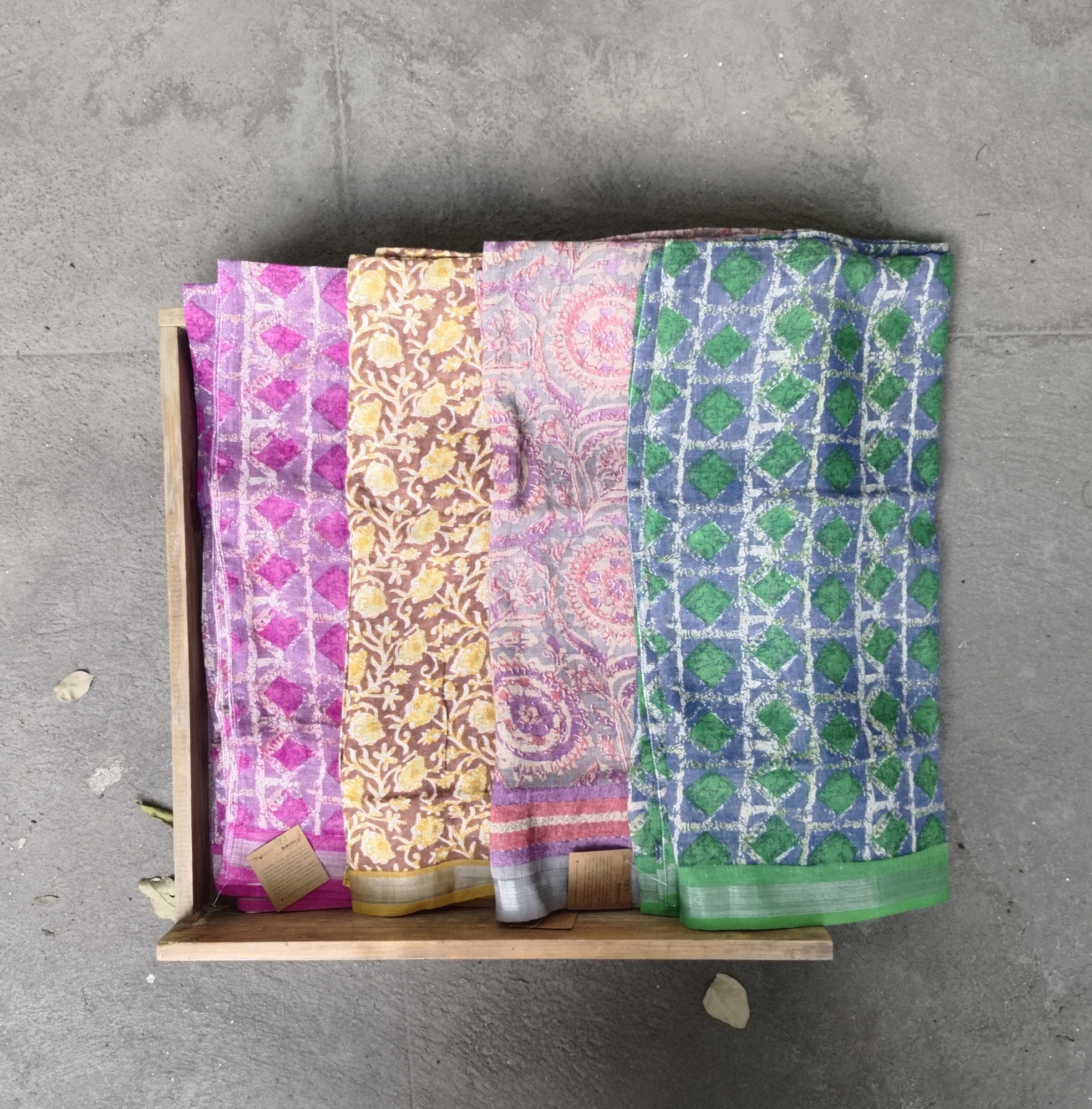 Linen Unstitched Dress Suit