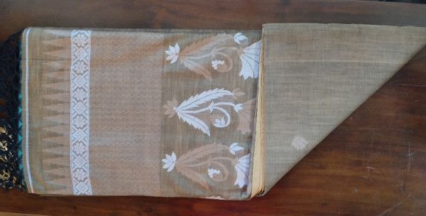 Hand Woven Jhamdani Weave Saree