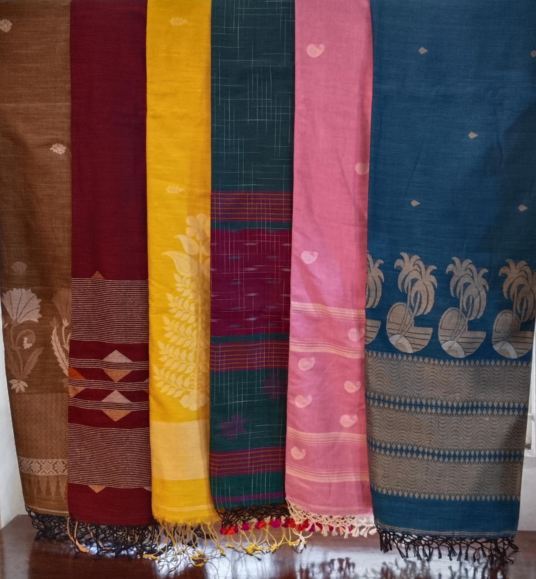 Hand Woven Jhamdani Weave Saree