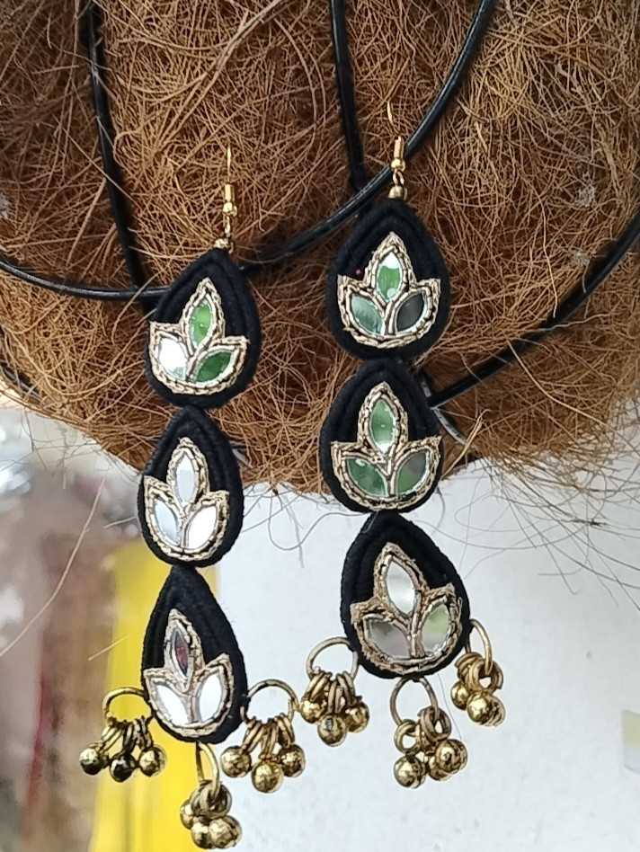 Mirror Work Earing