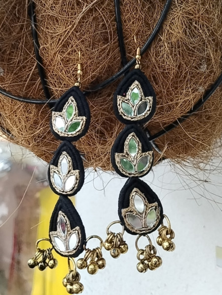Mirror Work   Earing