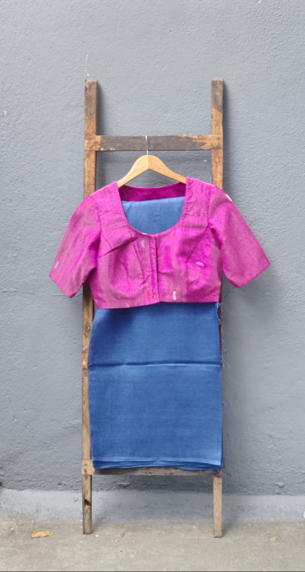 Pure Linen Plain Saree