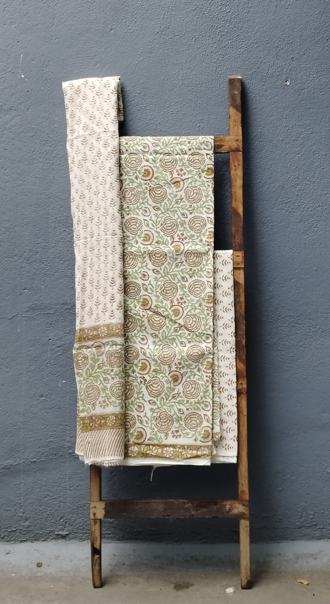 Cotton Unstitched Dress Suit