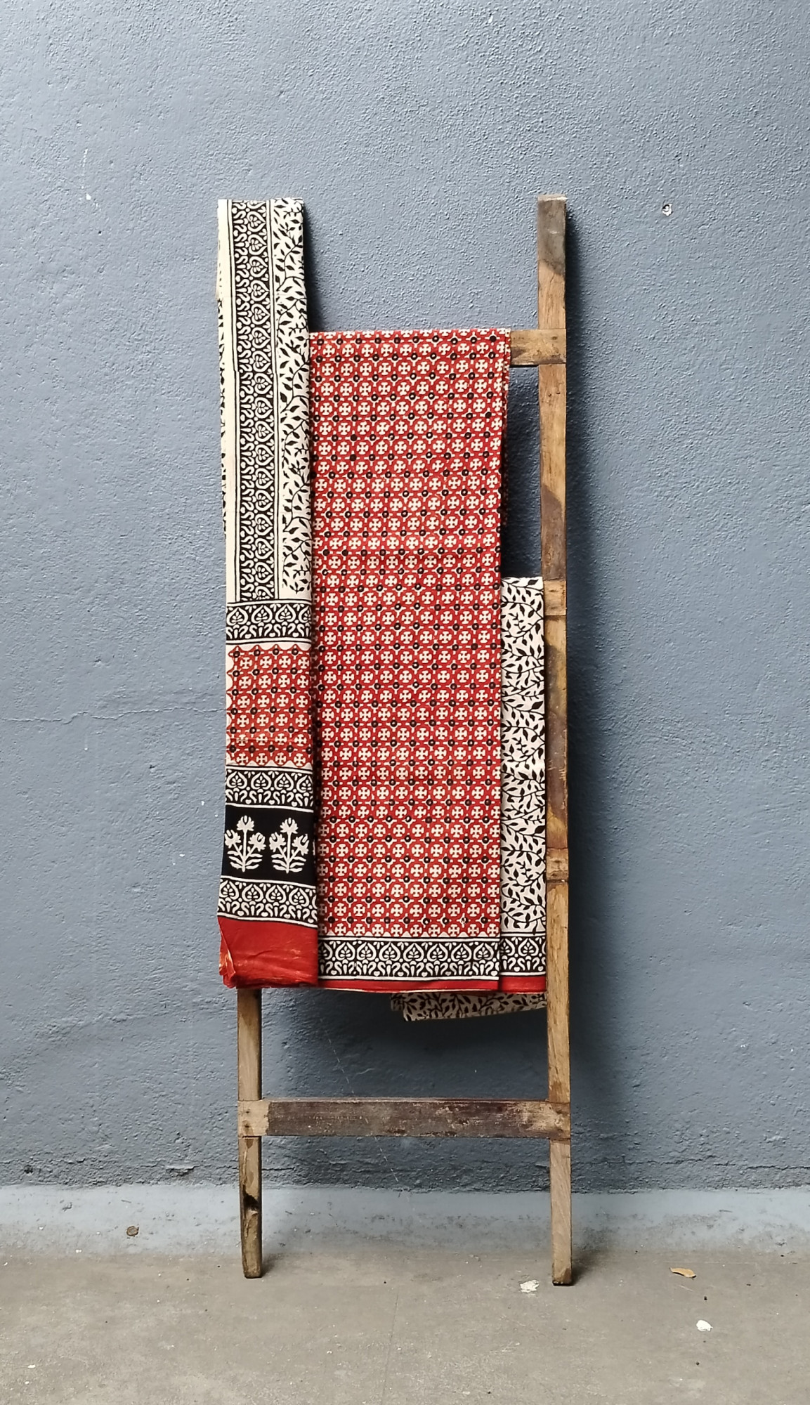 Cotton Unstitched Dress Suit