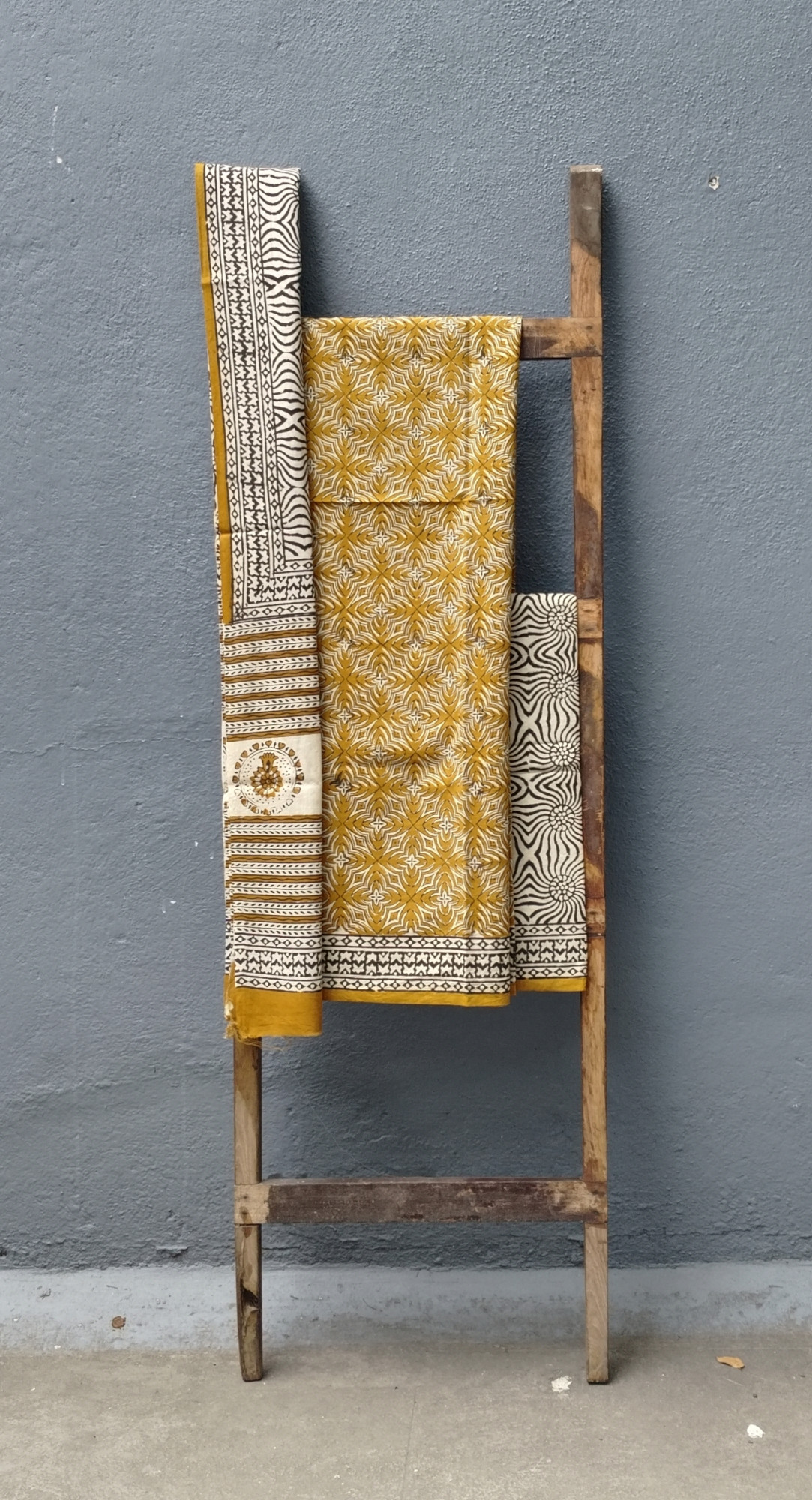 Cotton Unstitched Dress Suit