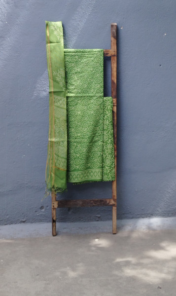 Cotton Unstitched Dress Suit