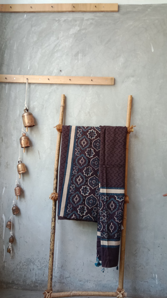 Image of Ajrakh Handblock Suit Set