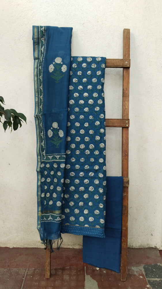 Image of Hakoba Block-Printed Cotton Suit Material
