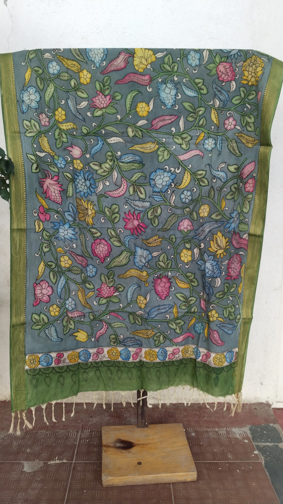 Image of Hand Painted Kalamkari Dupatta