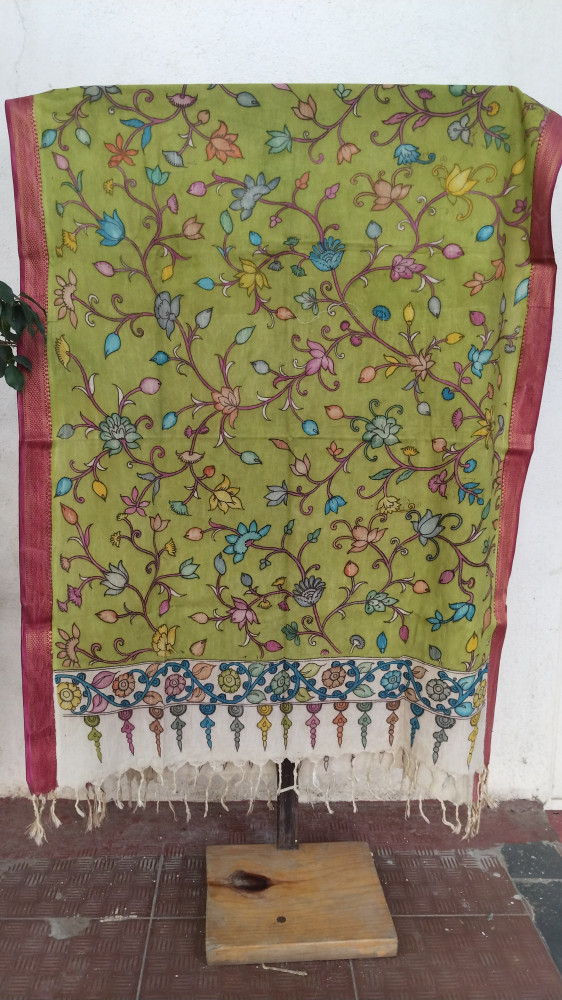 Image of Hand Painted Kalamkari Dupatta