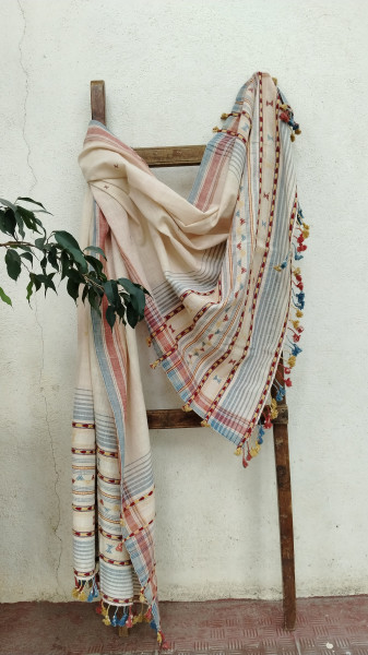 Handwoven Bhujodi Dupatta