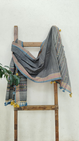 Handwoven Bhujodi Dupatta