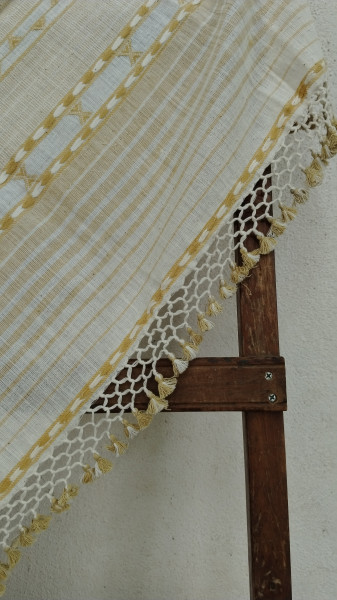 Handwoven Bhujodi Dupatta
