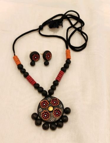 Terracotta necklace set