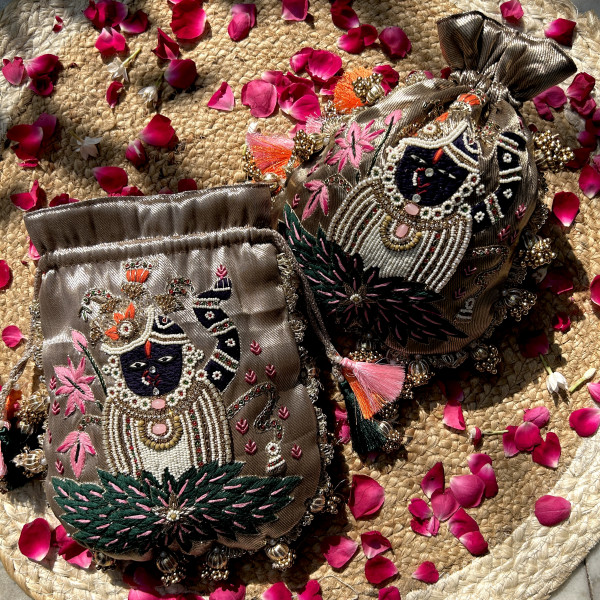 Copper Gold Shrinath Ji Lotus Tissue Potli (Shreenath Ji) (1 piece)