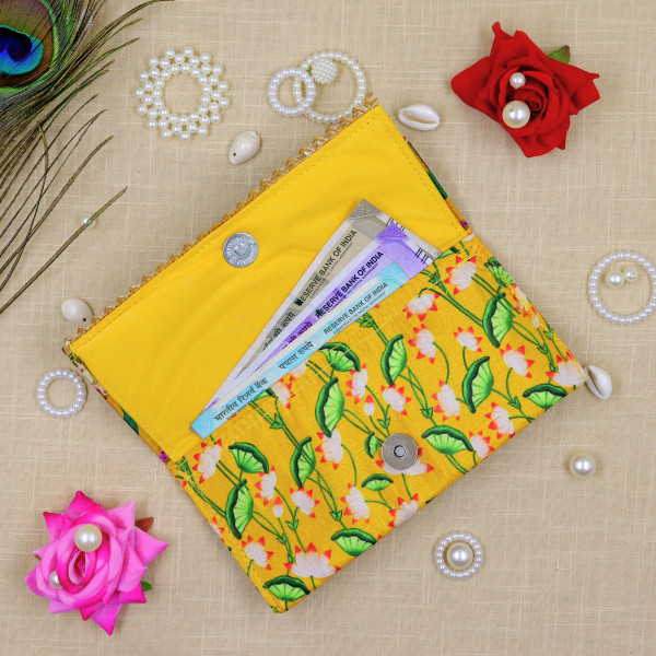 Shrinathji Pichwai Art Printed Envelope | Traditional Shagun Lifafa for Weddings & Festivals