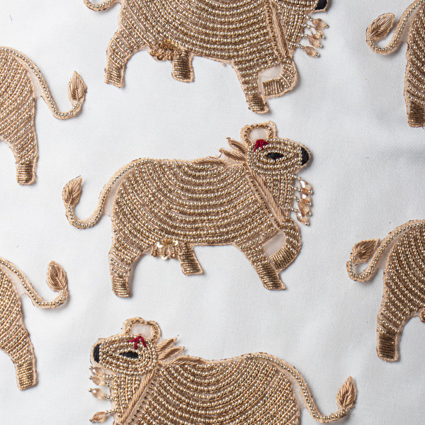 Handcrafted Gold Beads & Zardozi Bull Motif Patch – Traditional Embroidery Art Applique for Sarees, Lehengas, Blouses, Bags & Couture Fashion (12 × 15 cm)(PAIR)